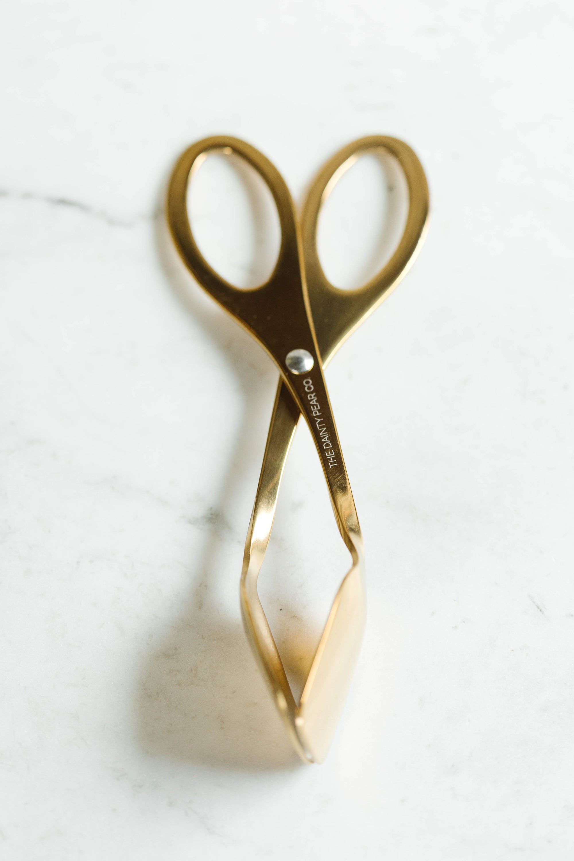 Tongs
