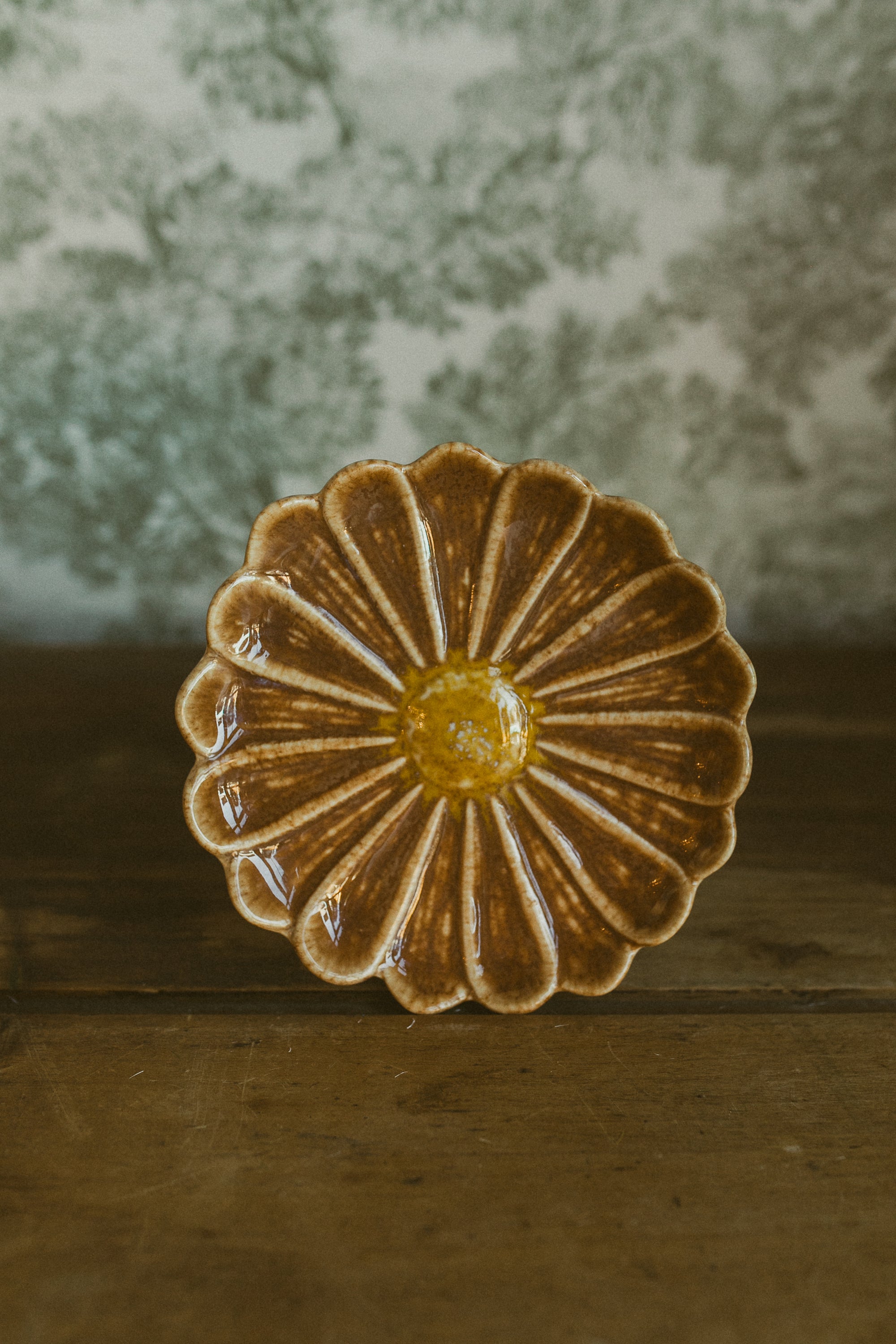 Stoneware Flower Shaped Plate