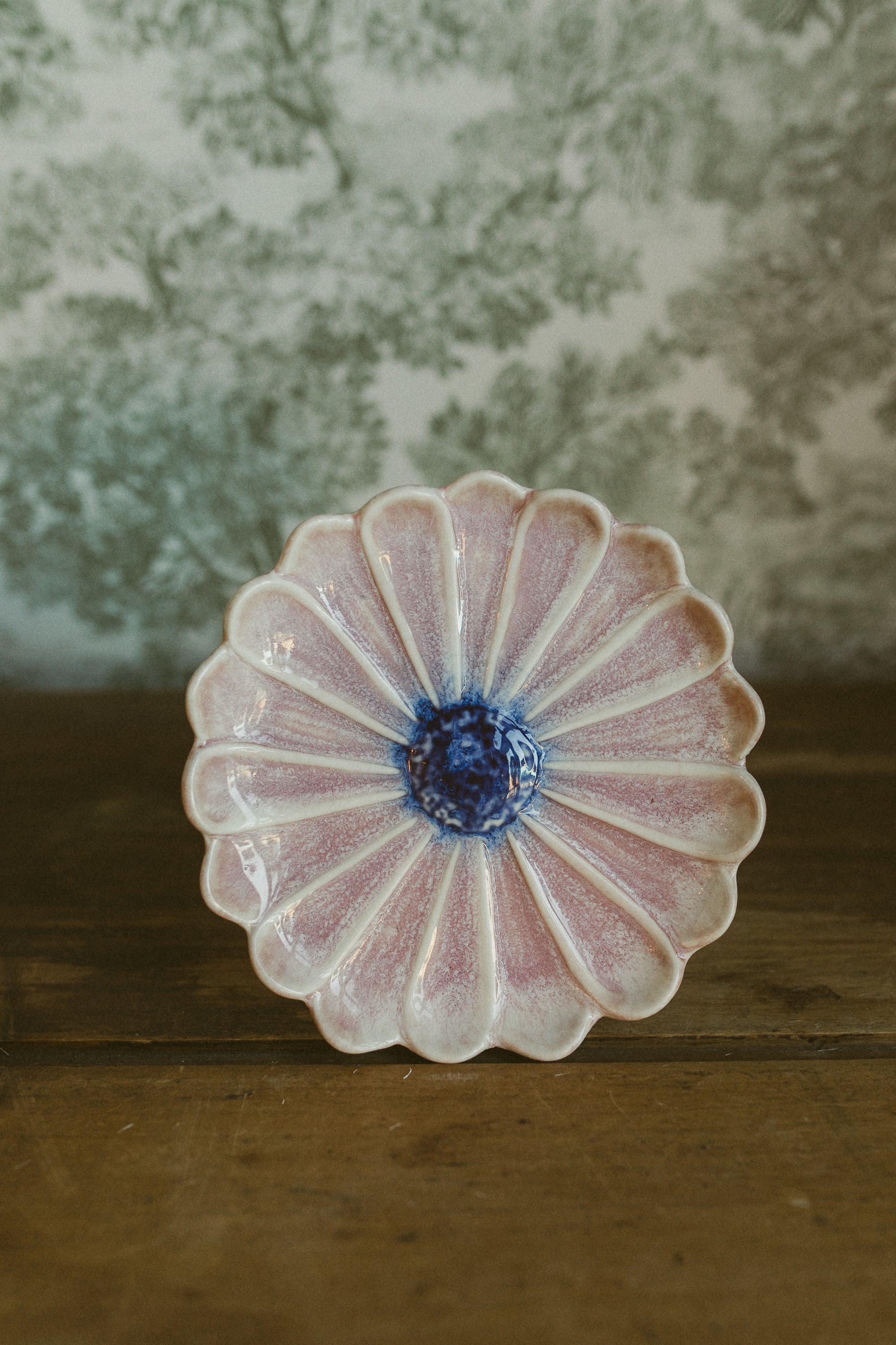 Stoneware Flower Shaped Plate