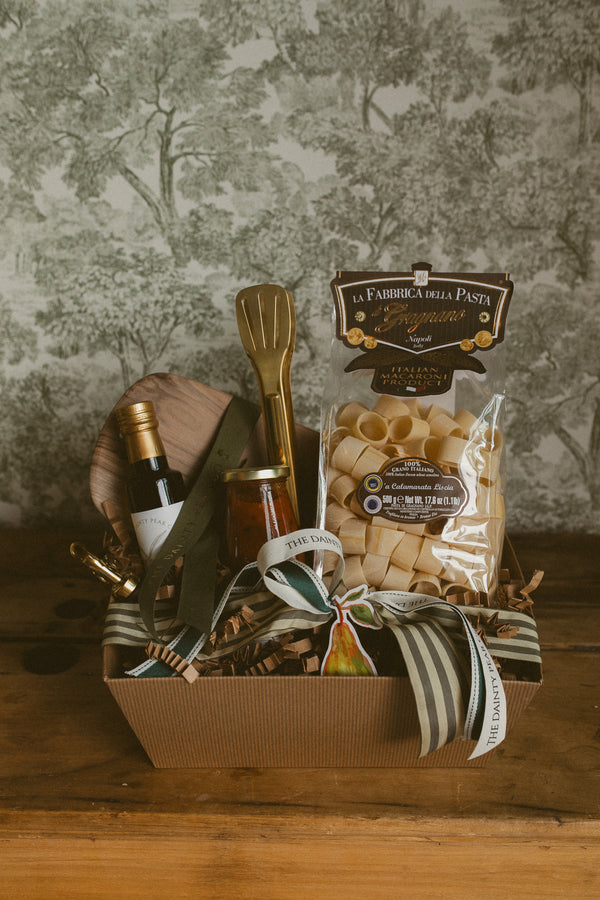 Petit Italian Market Basket