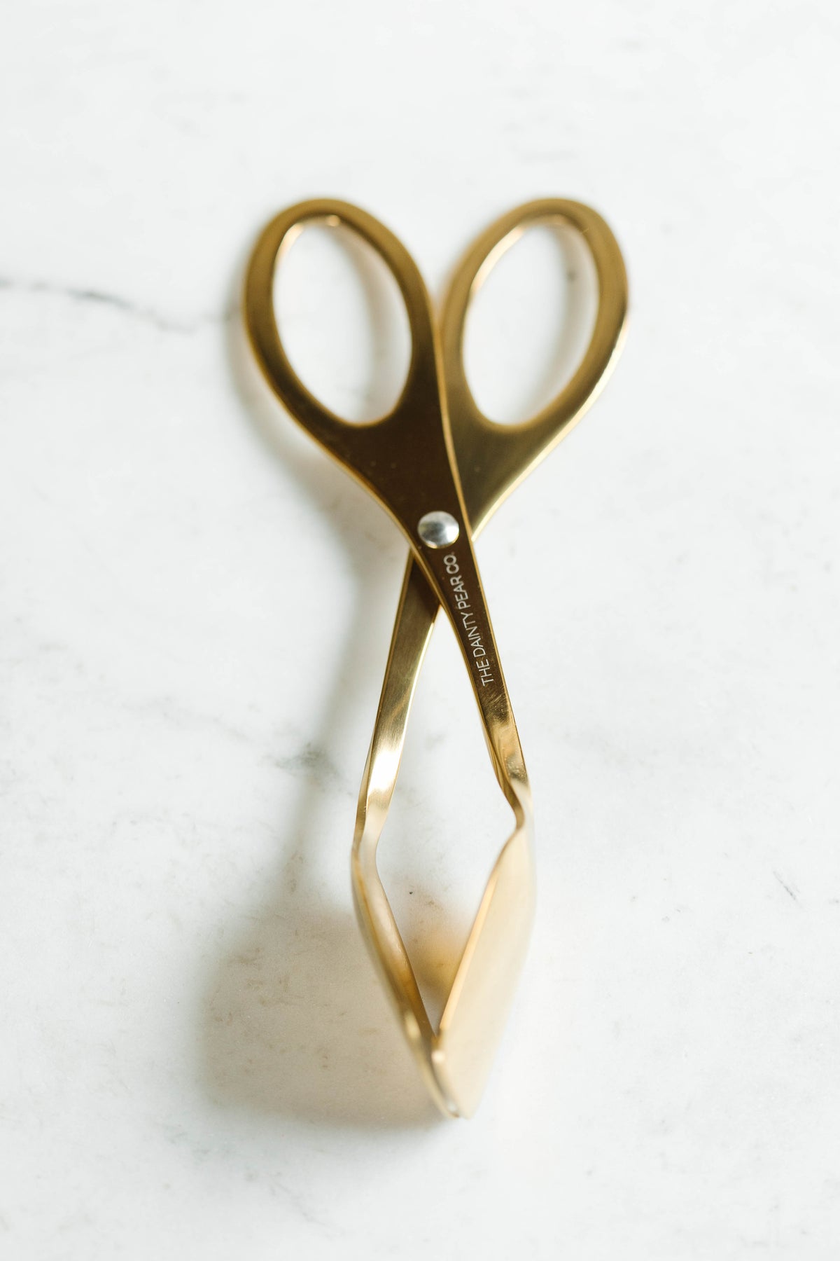 Tongs